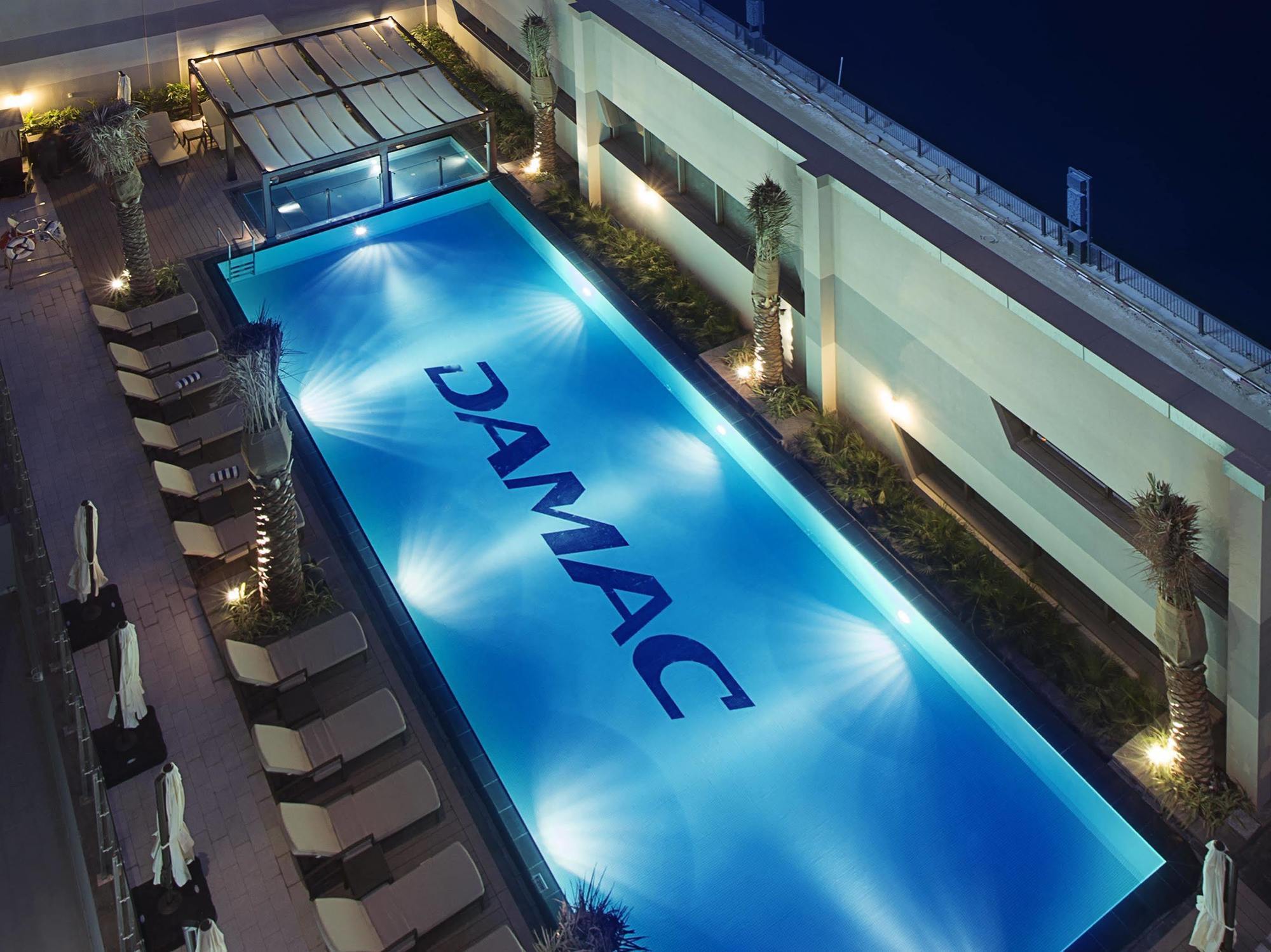 Damac Maison The Vogue Dubai Exterior foto DAMAC Pool
